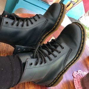 New doc martens navy blue